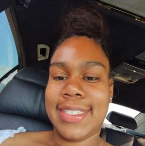 Meet your Posher, Faith